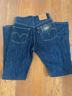 Levi's Premium 501 Original Jeans Women 24x32 Dark Wash Button Fly Straight Leg